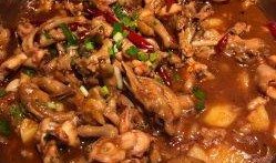 胖哥俩牛蛙爆料视频,独家揭秘牛蛙美食背后的故事